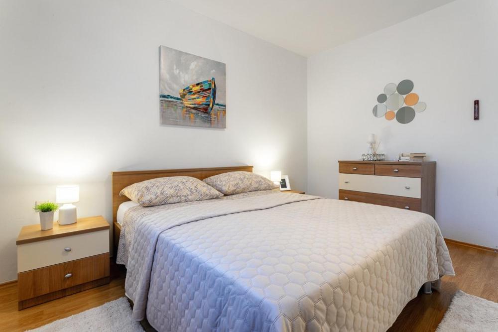 Appartamento Apartman Maria, Ciovo Traù Esterno foto
